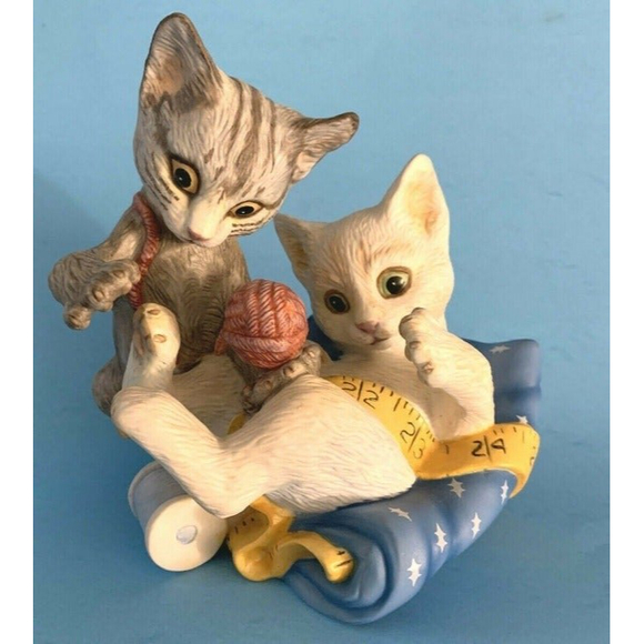 GAIL FERRETTI RASCALS PORCELAIN 1988 FRANKLIN MINT HAND PAINTED FIGURINE - Picture 1 of 7